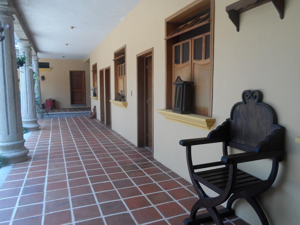 Hotel Gran Plaza Euromaya Antigua Exterior foto